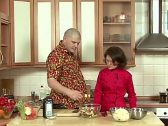 Постное меню: грибной суп-пюре с чипсами из шиитаке