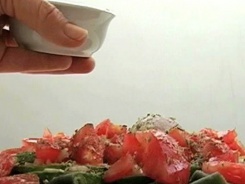 Зеленые бобы и авокадо