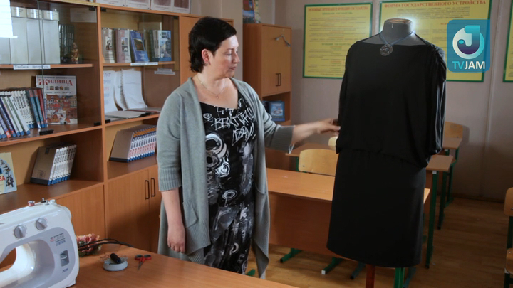 Простая блузка из круга