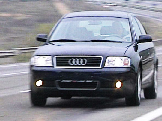 смотреть Audi A6 онлайн в HD качестве