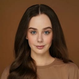 Настя Кувшинова смотреть бесплатно в нашем онлайн-кинотеатре Tvigle.ru