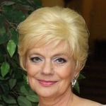 Мирдза Мартинсоне смотреть бесплатно в нашем онлайн-кинотеатре Tvigle.ru