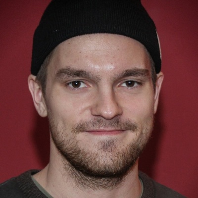 Никита Волков смотреть бесплатно в нашем онлайн-кинотеатре Tvigle.ru