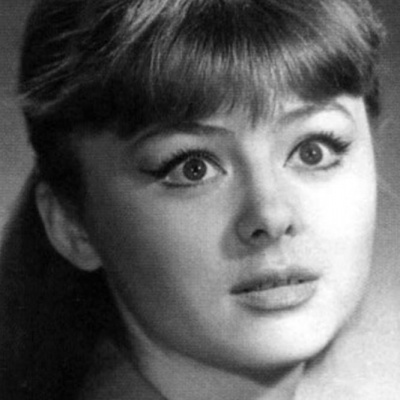 Наталья Селезнёва смотреть бесплатно в нашем онлайн-кинотеатре Tvigle.ru