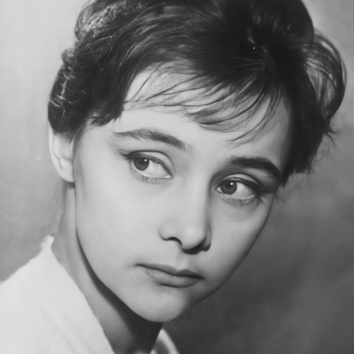 Людмила Марченко смотреть бесплатно в нашем онлайн-кинотеатре Tvigle.ru