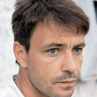 Кирилл Гребенщиков смотреть бесплатно в нашем онлайн-кинотеатре Tvigle.ru