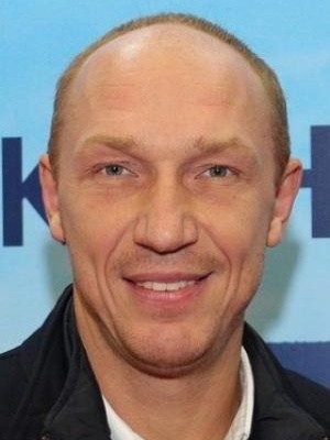 Максим Коновалов смотреть бесплатно в нашем онлайн-кинотеатре Tvigle.ru