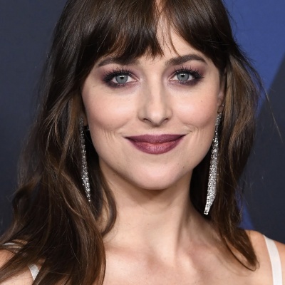 Дакота Джонсон смотреть бесплатно в нашем онлайн-кинотеатре Tvigle.ru