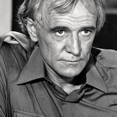 Ричард Харрис смотреть бесплатно в нашем онлайн-кинотеатре Tvigle.ru