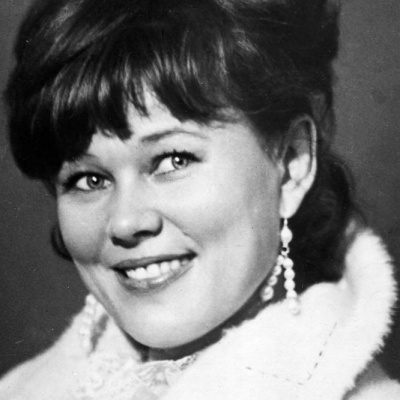 Люсьена Овчинникова смотреть бесплатно в нашем онлайн-кинотеатре Tvigle.ru