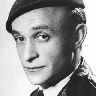 Ролан Быков смотреть бесплатно в нашем онлайн-кинотеатре Tvigle.ru