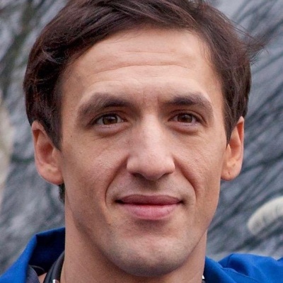 Артур Смольянинов смотреть бесплатно в нашем онлайн-кинотеатре Tvigle.ru