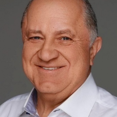 Владимир Стержаков смотреть бесплатно в нашем онлайн-кинотеатре Tvigle.ru