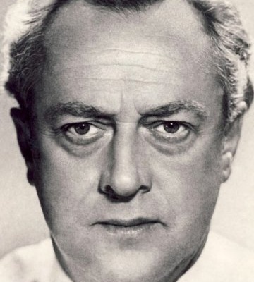 Владислав Стржельчик смотреть бесплатно в нашем онлайн-кинотеатре Tvigle.ru