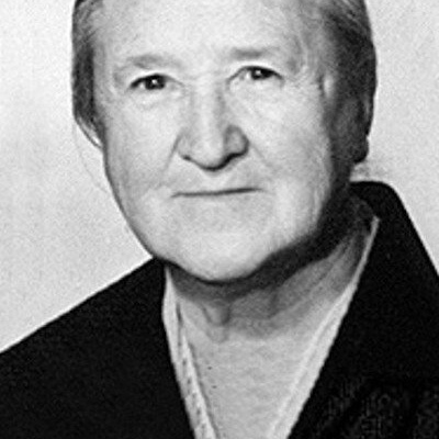 Александра Денисова смотреть бесплатно в нашем онлайн-кинотеатре Tvigle.ru