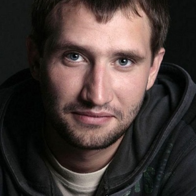 Юрий Быков смотреть бесплатно в нашем онлайн-кинотеатре Tvigle.ru