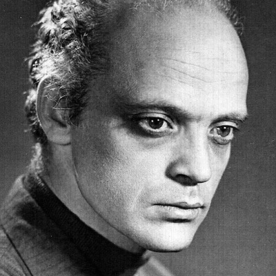 Владислав Дворжецкий смотреть бесплатно в нашем онлайн-кинотеатре Tvigle.ru