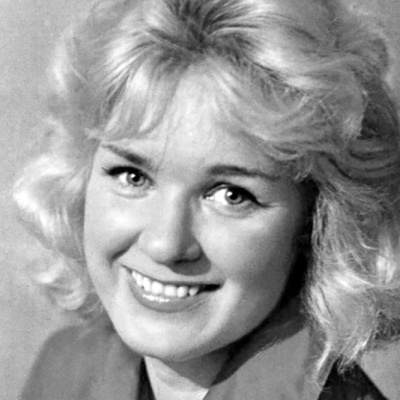 Светлана Харитонова смотреть бесплатно в нашем онлайн-кинотеатре Tvigle.ru