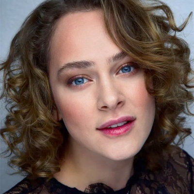 Аглая Тарасова смотреть бесплатно в нашем онлайн-кинотеатре Tvigle.ru