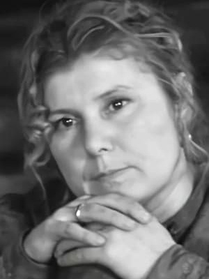 Валентина Владимирова смотреть бесплатно в нашем онлайн-кинотеатре Tvigle.ru