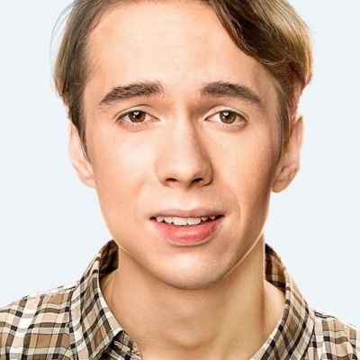 Денис Власенко смотреть бесплатно в нашем онлайн-кинотеатре Tvigle.ru