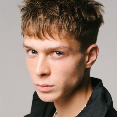 Глеб Калюжный смотреть бесплатно в нашем онлайн-кинотеатре Tvigle.ru