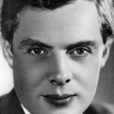 Павел Кадочников смотреть бесплатно в нашем онлайн-кинотеатре Tvigle.ru