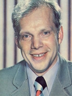 Александр Потапов смотреть бесплатно в нашем онлайн-кинотеатре Tvigle.ru