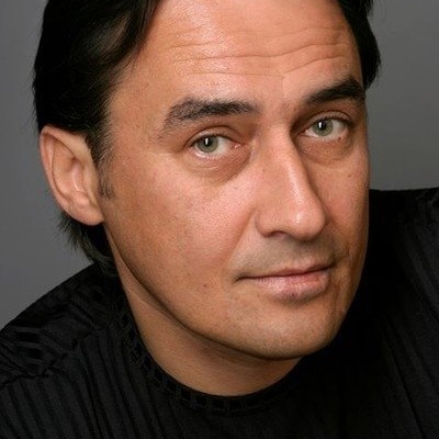 Камиль Ларин смотреть бесплатно в нашем онлайн-кинотеатре Tvigle.ru