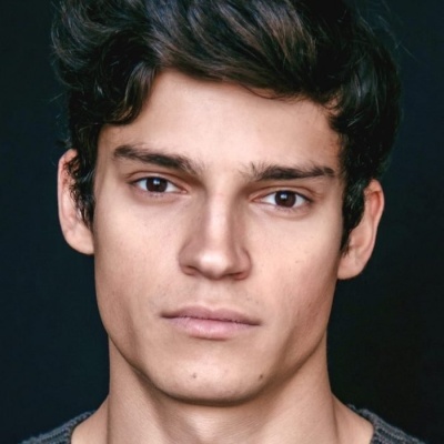 Роман Васильев смотреть бесплатно в нашем онлайн-кинотеатре Tvigle.ru