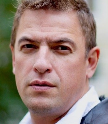 Олег Каменщиков смотреть бесплатно в нашем онлайн-кинотеатре Tvigle.ru