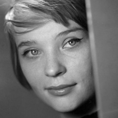 Светлана Светличная смотреть бесплатно в нашем онлайн-кинотеатре Tvigle.ru