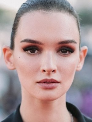 Паулина Андреева смотреть бесплатно в нашем онлайн-кинотеатре Tvigle.ru