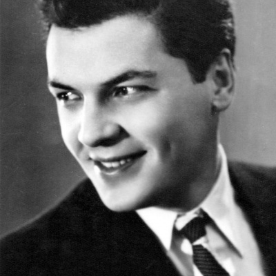 Александр Шворин смотреть бесплатно в нашем онлайн-кинотеатре Tvigle.ru