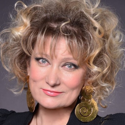 Ольга Хохлова смотреть бесплатно в нашем онлайн-кинотеатре Tvigle.ru