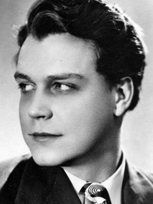 Всеволод Ларионов смотреть бесплатно в нашем онлайн-кинотеатре Tvigle.ru