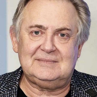 Юрий Стоянов смотреть бесплатно в нашем онлайн-кинотеатре Tvigle.ru