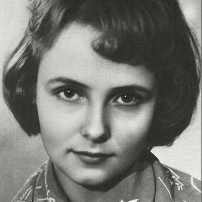 Людмила Крылова смотреть бесплатно в нашем онлайн-кинотеатре Tvigle.ru