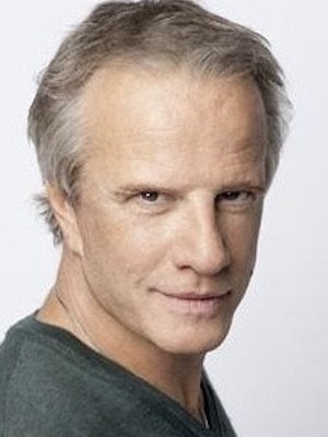 Кристофер Ламберт смотреть бесплатно в нашем онлайн-кинотеатре Tvigle.ru