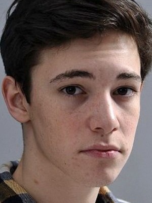 Анвар Халилулаев смотреть бесплатно в нашем онлайн-кинотеатре Tvigle.ru