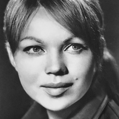 Валентина Теличкина смотреть бесплатно в нашем онлайн-кинотеатре Tvigle.ru