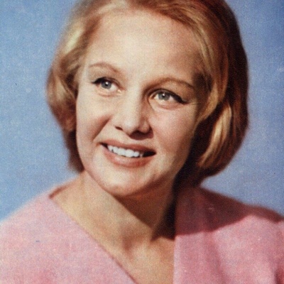 Ия Арепина смотреть бесплатно в нашем онлайн-кинотеатре Tvigle.ru