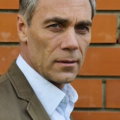 Михаил Хмуров смотреть бесплатно в нашем онлайн-кинотеатре Tvigle.ru