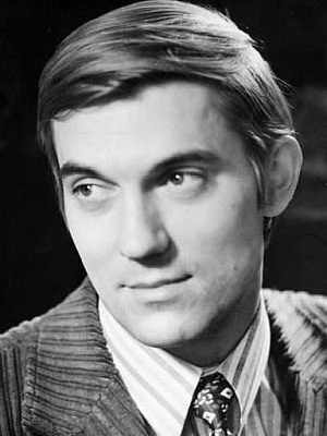 Евгений Киндинов смотреть бесплатно в нашем онлайн-кинотеатре Tvigle.ru