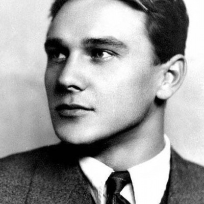 Георгий Юматов смотреть бесплатно в нашем онлайн-кинотеатре Tvigle.ru