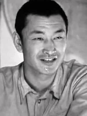 Болот Бейшеналиев смотреть бесплатно в нашем онлайн-кинотеатре Tvigle.ru