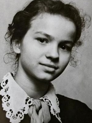 Наталья Рычагова смотреть бесплатно в нашем онлайн-кинотеатре Tvigle.ru