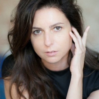 Алиса Хазанова смотреть бесплатно в нашем онлайн-кинотеатре Tvigle.ru