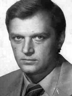 Александр Мартынов смотреть бесплатно в нашем онлайн-кинотеатре Tvigle.ru