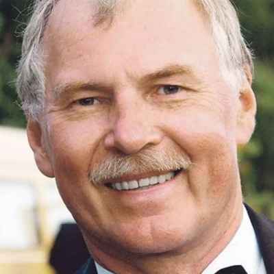 Владимир Гостюхин смотреть бесплатно в нашем онлайн-кинотеатре Tvigle.ru